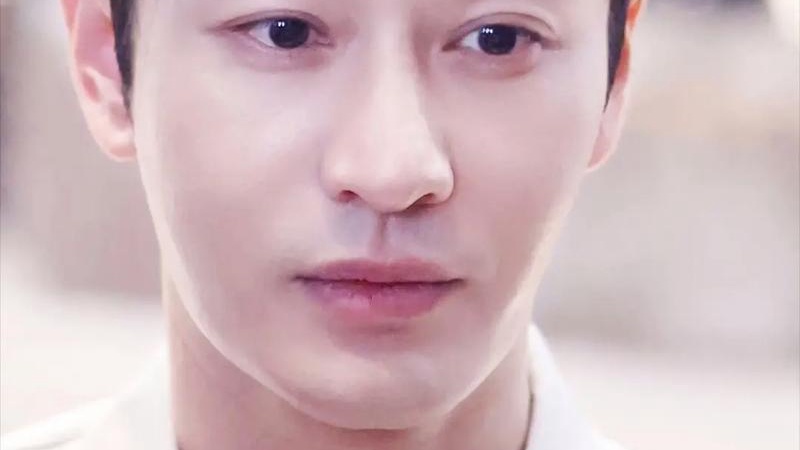 黄晓明官宣与叶珂恋情并育一女 二度当爸再引热议