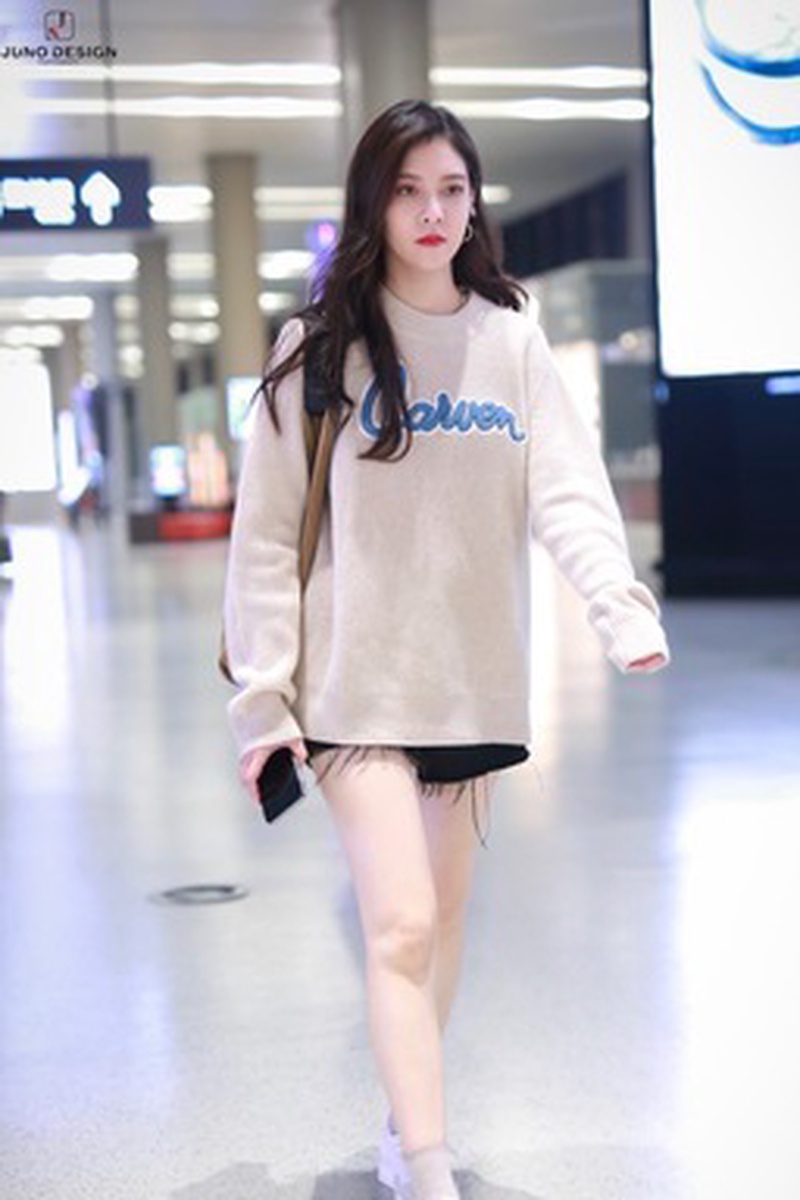 宋妍霏